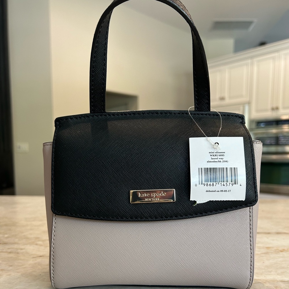 New With Tags Kate Spade Laurel Way Mini Alisanne Leather Crossbody! - Picture 1 of 5